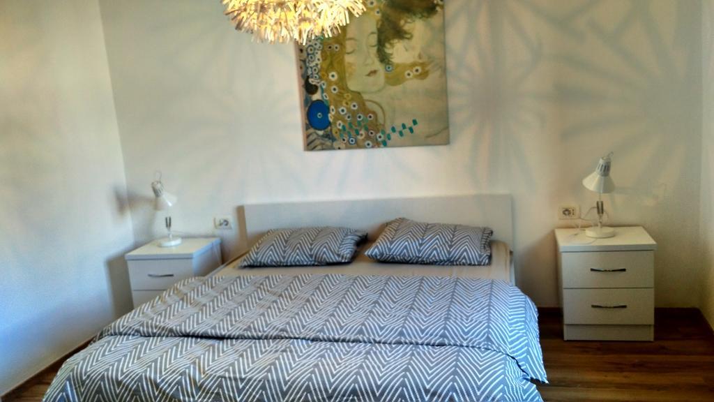 Ecoart Apartments Tiranë Ngoại thất bức ảnh